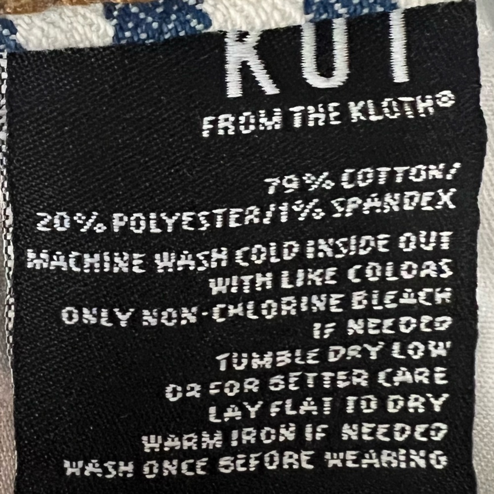 Kut from the Kloth Sophia Blue White Striped Short - Picture 8 of 10